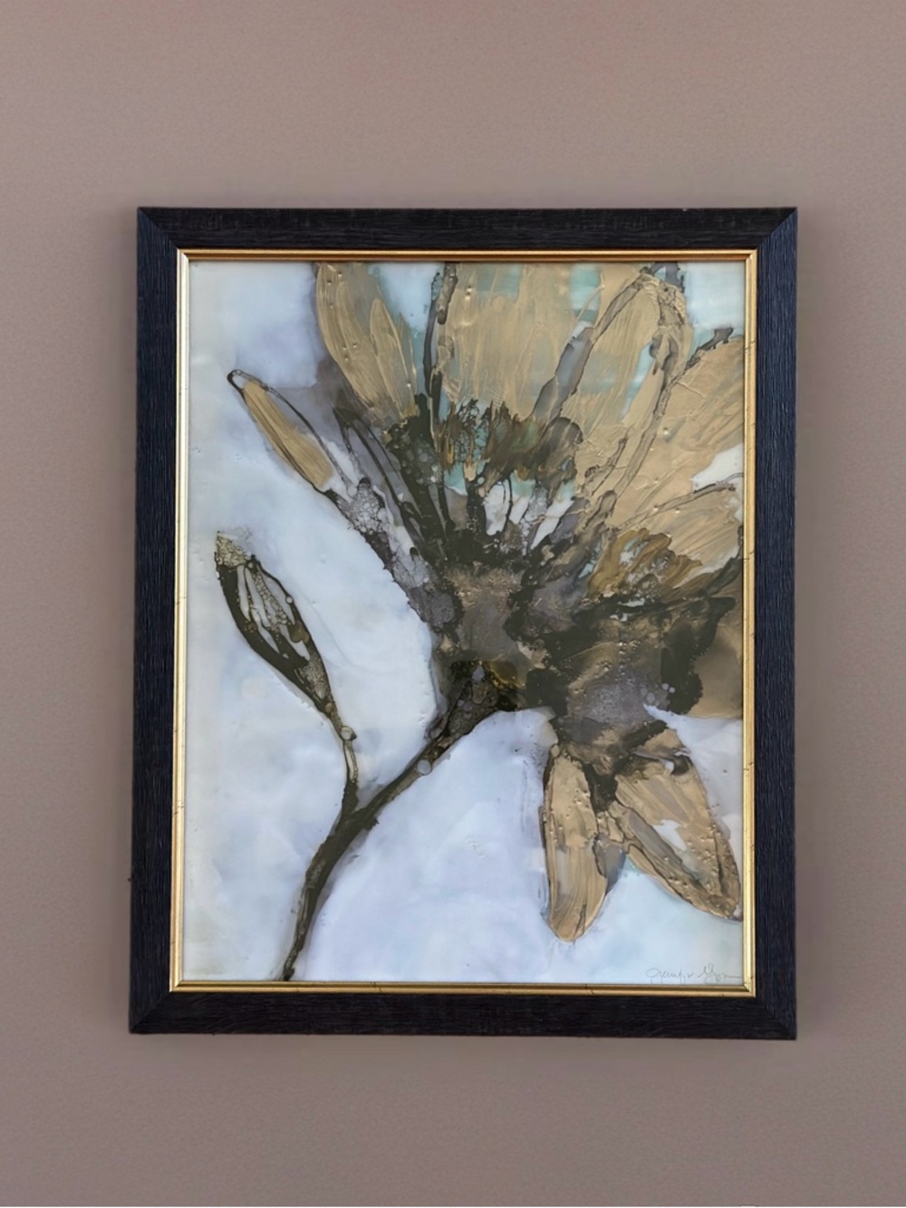 🎨 JENNIFER Goldberg, abstract floral framed wall art – neutral gold modern print